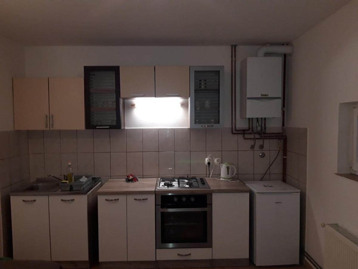 Apartment Eurho Ösek Dış mekan fotoğraf