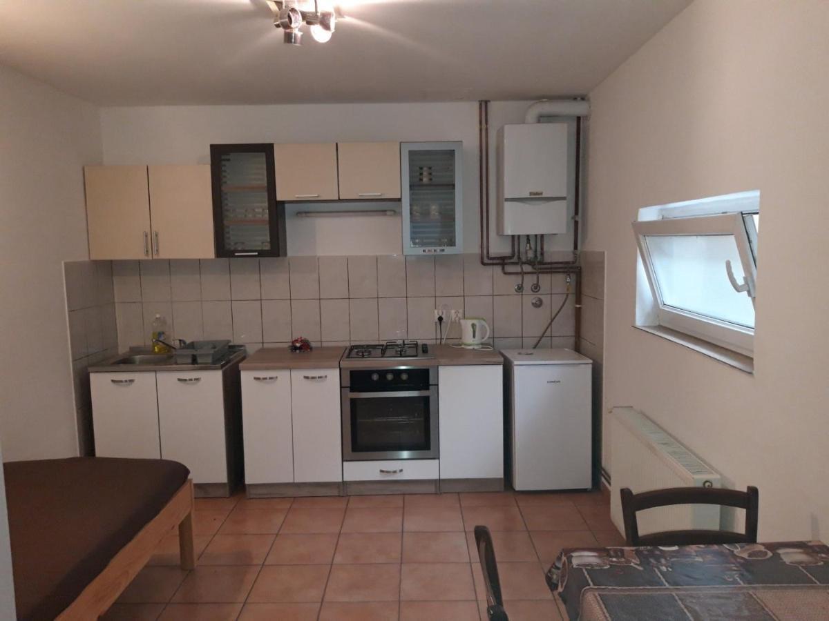 Apartment Eurho Ösek Dış mekan fotoğraf