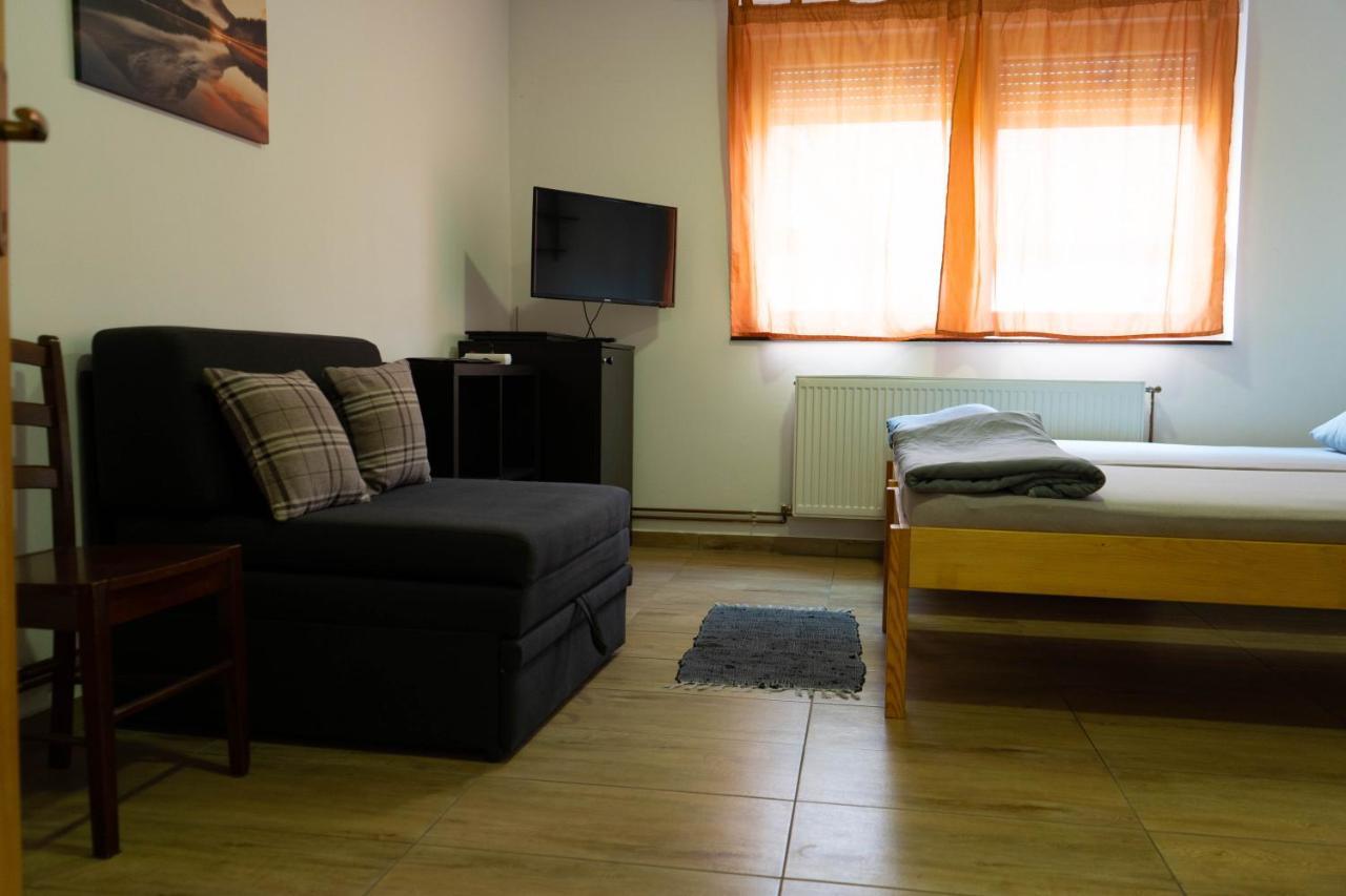Apartment Eurho Ösek Dış mekan fotoğraf